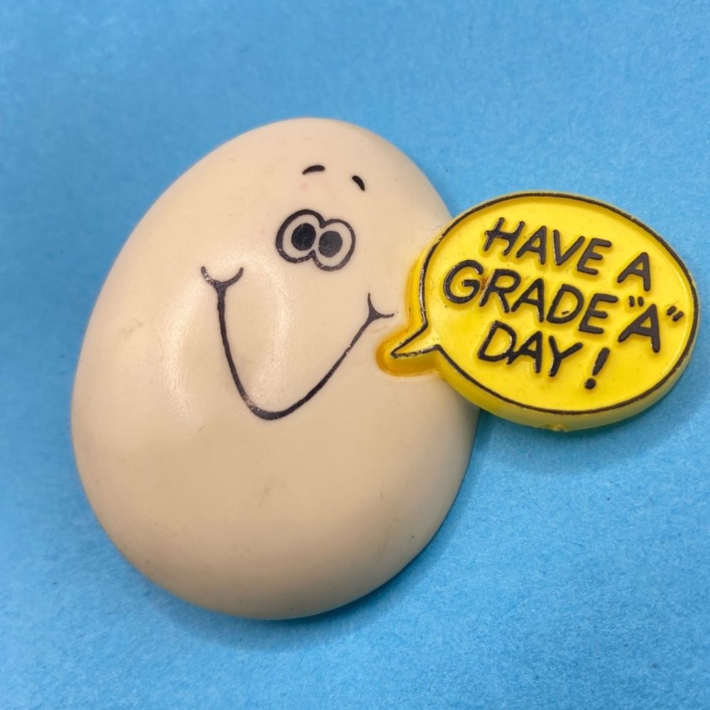 Vintage Hallmark Grade A Day Egg Pin 13$